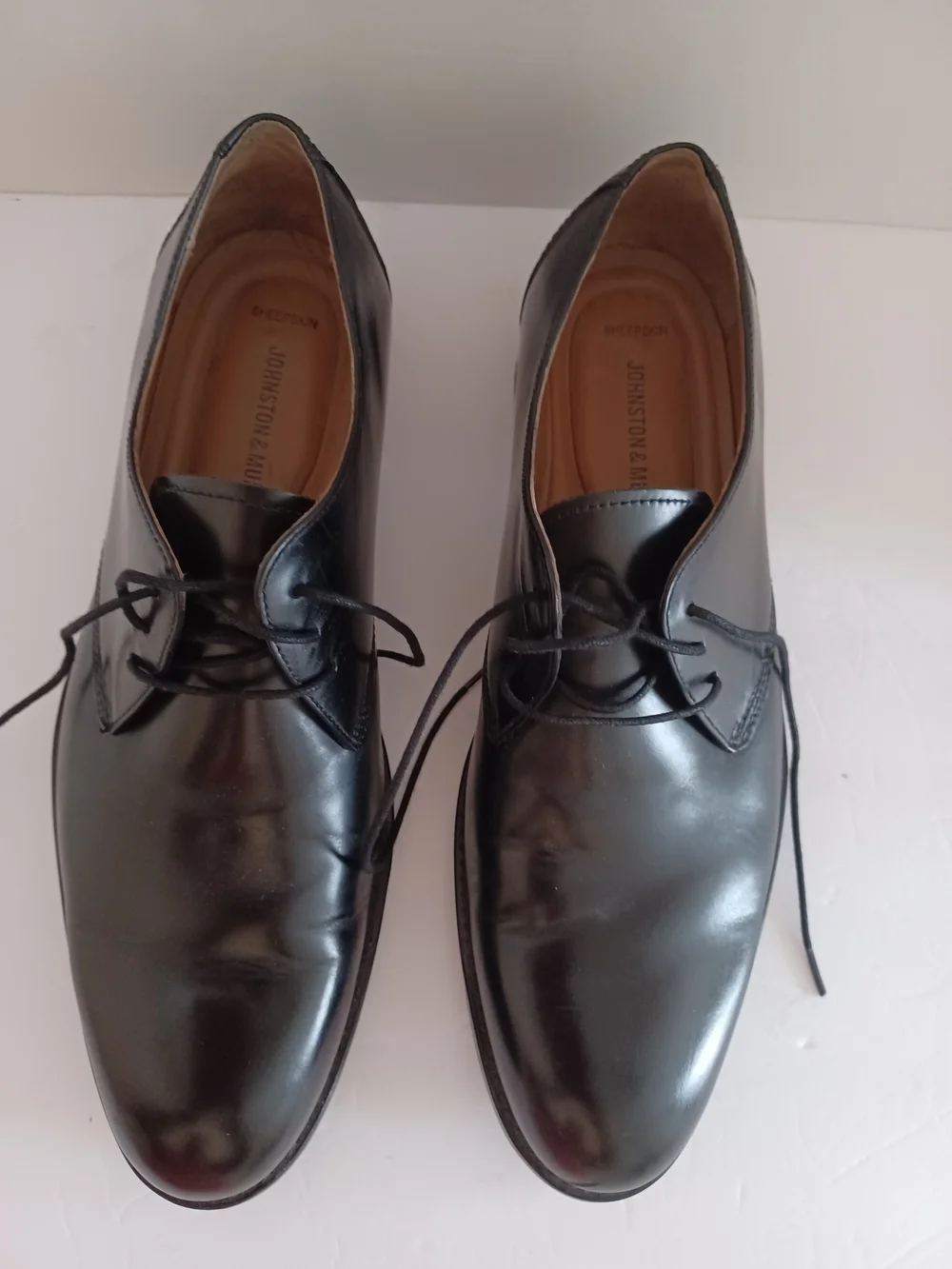 Johnston & Murphy Black Leather Lace-Up Derby Shoes